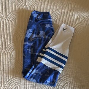 Bombshell Sportswear Blue Leggings for Active Comfort